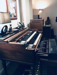Hammond B3 Leslie 122